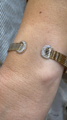 Bracelet Bracelet jonc en 3 ors 18 carats et diamants 58 Facettes