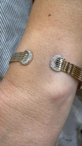 Bracelet Bracelet jonc en 3 ors 18 carats et diamants 58 Facettes