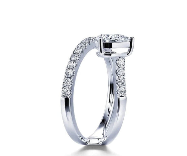 Bague 54 Bague création en platine 950 et diamants naturels 58 Facettes