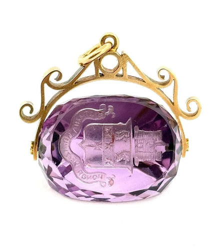 Pendentif Pendentif héraldique ancien en or jaune 18 carats et améthyste gravée 58 Facettes