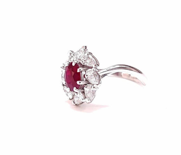 Bague 54 Bague marguerite en or blanc 18K rubis et diamants 58 Facettes Bag.Ent.Rub.F-23