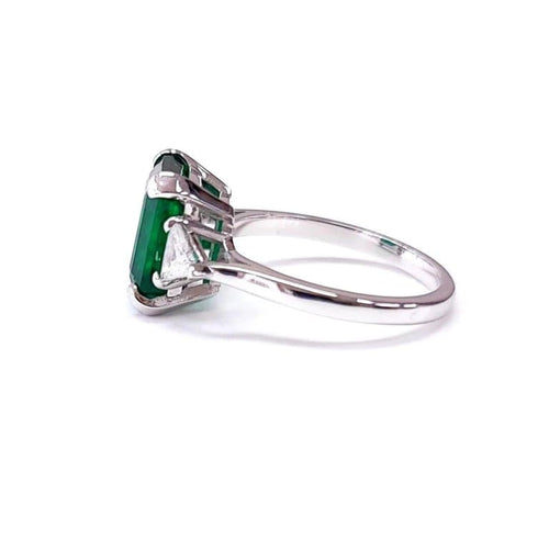 Bague 54.5 Bague émeraude et diamants en or blanc 18K 58 Facettes BAG.EMER.FA.42