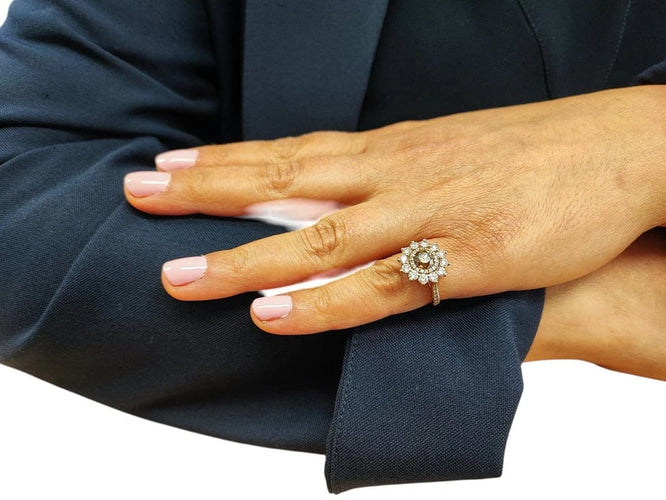 Bague 51 GEMMYO Lefkos - Bague marguerite en or rose 750, diamants 58 Facettes GYO.1722/2