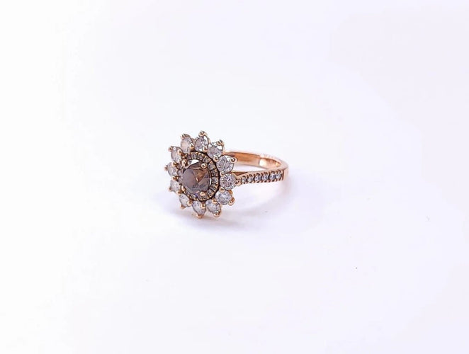 Bague 51 GEMMYO Lefkos - Bague marguerite en or rose 750, diamants 58 Facettes GYO.1722/2