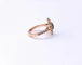 Bague 51 GEMMYO Lefkos - Bague marguerite en or rose 750, diamants 58 Facettes GYO.1722/2