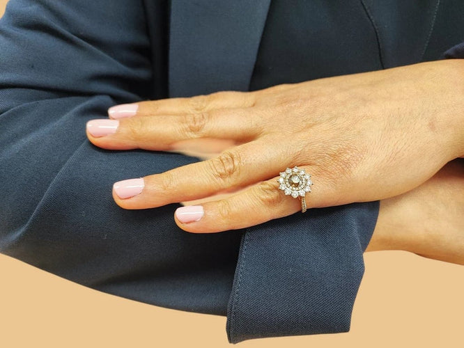 Bague 51 GEMMYO Lefkos - Bague marguerite en or rose 750, diamants 58 Facettes GYO.1722/2