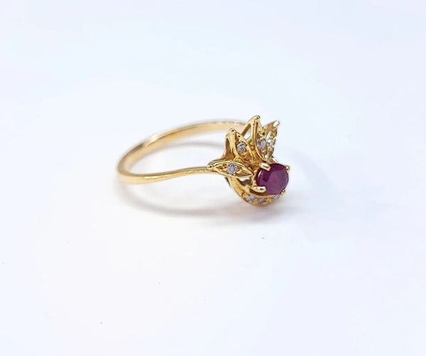 Bague 55 Bague en or jaune 18K avec rubis et diamants 58 Facettes Bag.etincl.1801