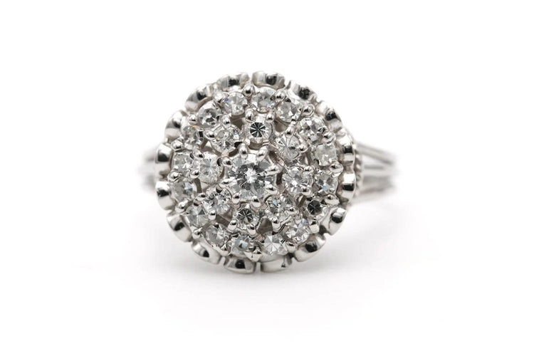 Bague 63 Années 50 - Bague en or blanc et diamants 58 Facettes 23281