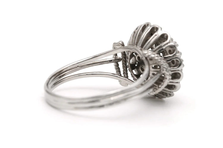 Bague 63 Années 50 - Bague en or blanc et diamants 58 Facettes 23281