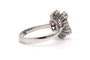 Bague 54 Bague contemporaine en or blanc sertie d’un saphir rose et diamants 58 Facettes 23282