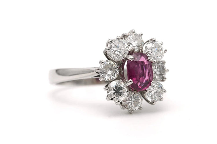 Bague 54 Bague contemporaine en or blanc sertie d’un saphir rose et diamants 58 Facettes 23282