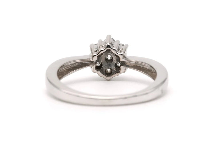 Bague 51 Bague contemporaine en or blanc et diamants 58 Facettes 23255