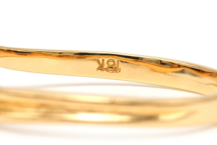 Bague 53 Bague contemporaine sertie de saphirs en or jaune 18 carats 58 Facettes 22894