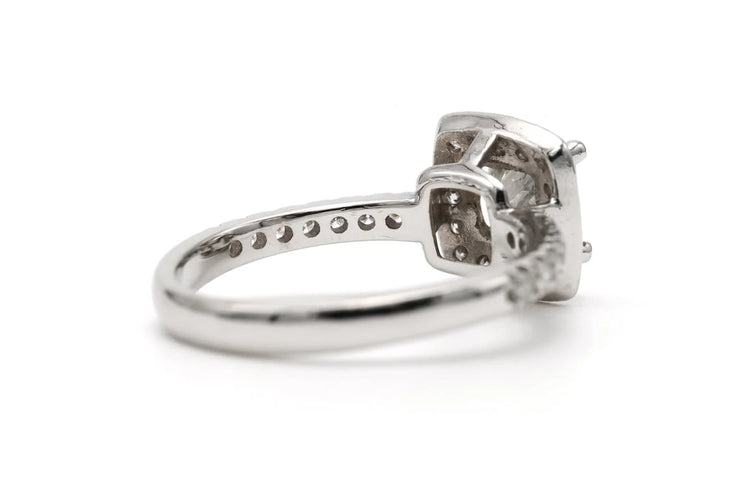 Bague 52 Bague contemporaine en or blanc 18 carats et diamants 58 Facettes 23394