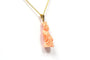 Pendentif Pendentif années 70 en or jaune 18 carats et corail 58 Facettes B455