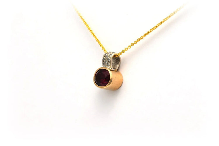Pendentif Pendentif contemporain en or jaune et blanc 18 carats, tourmaline et diamants 58 Facettes 18568