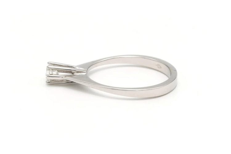 Bague 56 Solitaire années 70 - Bague en or blanc 18 carats et diamant 58 Facettes 22907