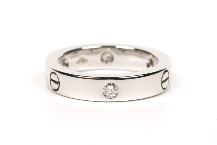 Bague 49 Bague contemporaine en or blanc 18 carats sertie de diamants taille brillant 58 Facettes B415