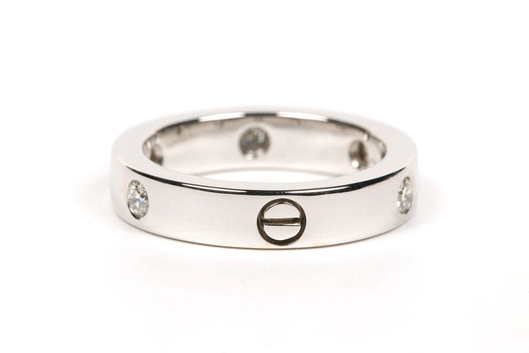 Bague 49 Bague contemporaine en or blanc 18 carats sertie de diamants taille brillant 58 Facettes B415
