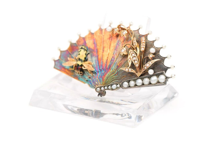 Broche Broche Art nouveau en or jaune 18 carats sertie de perles 58 Facettes 22177