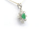 Pendentif Pendentif en or blanc 18 carats avec émeraudes et diamants 58 Facettes 20665