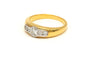 Bague 58 Bague contemporaine en or jaune et blanc 18 carats sertie de diamants 58 Facettes B647
