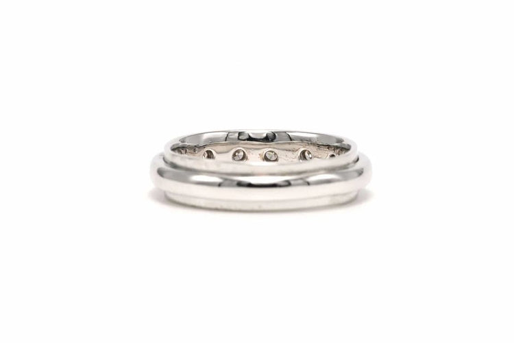 Bague 58 Bague contemporaine en or blanc 18 carats sertie de diamants taille brillant 58 Facettes 22452