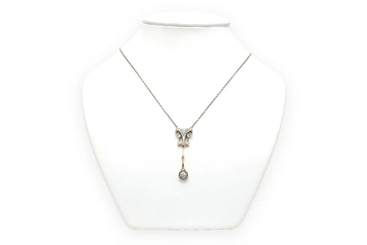 Collier Collier Art Déco - Pendentif en or jaune 18 carats et argent, diamants 58 Facettes 22729