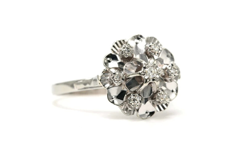 Bague 62 Bague Art déco en or blanc 18 carats et diamants taille brillant 58 Facettes B736