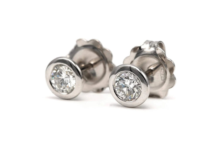 Boucles d'oreilles Clous d'oreilles - Boucles d'oreilles en or blanc 18 carats et diamants 58 Facettes 22744
