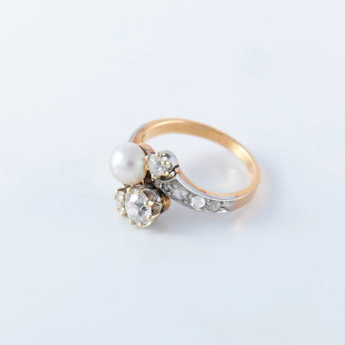 Bague 56 Bague toi et moi en or jaune et platine, perle fine et diamants 58 Facettes