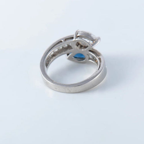 Bague 55 Bague toi & moi en platine saphir et diamant poire 58 Facettes