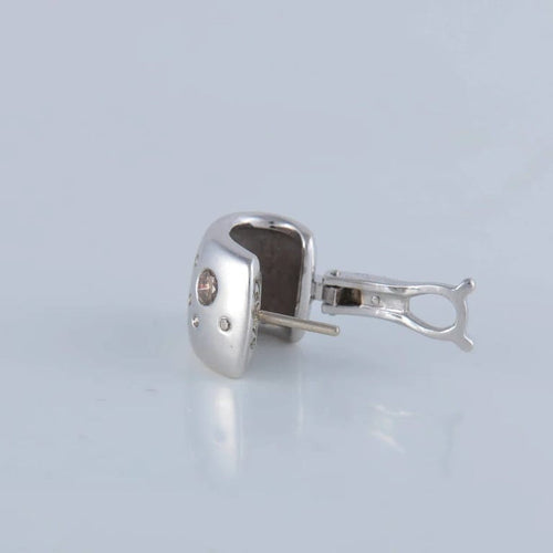 Boucles d'oreilles Poiray - Boucles d’oreilles en or blanc et diamants bruns 58 Facettes