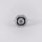 Bague 56 Bague Art déco en or blanc 18 carats, diamant et saphirs 58 Facettes