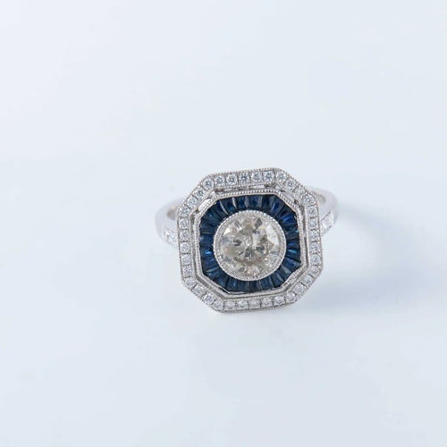 Bague 56 Bague Art déco en or blanc 18 carats, diamant et saphirs 58 Facettes
