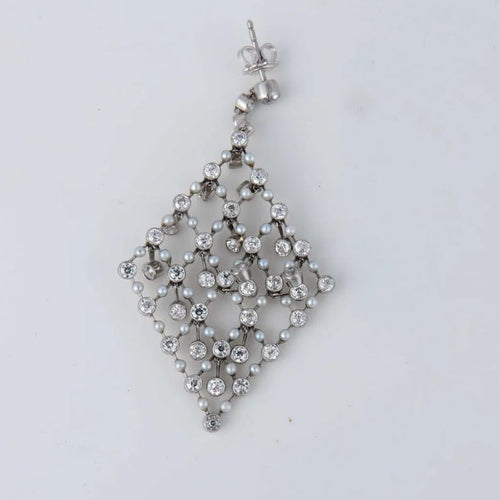 Boucles d'oreilles Boucles d’oreilles en platine avec diamants et perles 58 Facettes