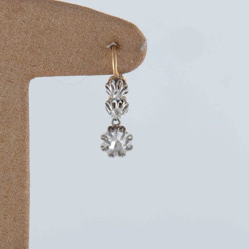 Boucles d'oreilles Boucles d’oreilles dormeuses en or jaune 18 ct et diamants 58 Facettes