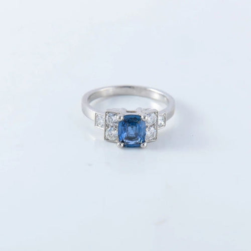 Bague 53 Bague en platine avec saphir et diamants 58 Facettes
