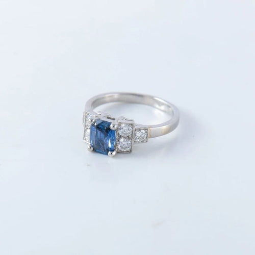 Bague 53 Bague en platine avec saphir et diamants 58 Facettes