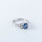 Bague 53 Bague en platine avec saphir et diamants 58 Facettes