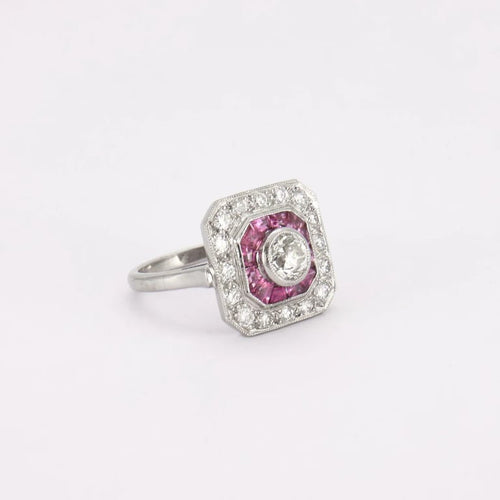 Bague 53 Bague Art déco en platine diamants et rubis 58 Facettes