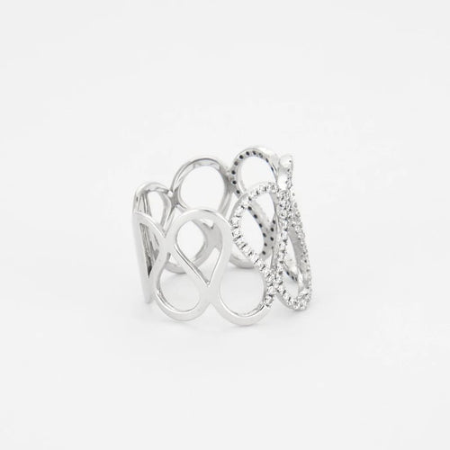 Bague 57 Bague entrelacs pavée de diamants en or blanc 18K 58 Facettes