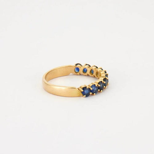 Bague 62 Demi-alliance - Bague en or jaune 18K et saphirs 58 Facettes