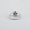 Bague 51 Bague fleur en or blanc 18K et diamants 58 Facettes