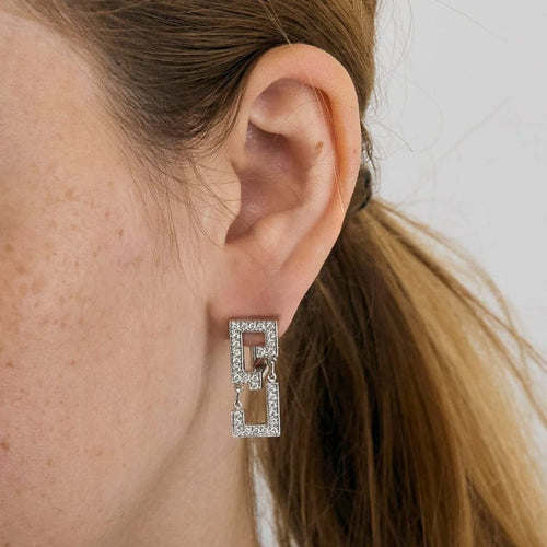 Boucles d'oreilles Cartier Baiser du Dragon - Boucles d’oreilles en or gris et diamants 58 Facettes
