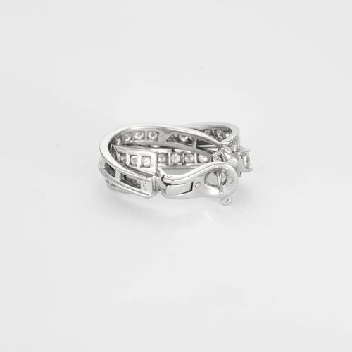 Boucles d'oreilles Cartier Trinity - Boucles d'oreilles créoles en or blanc et diamants 58 Facettes