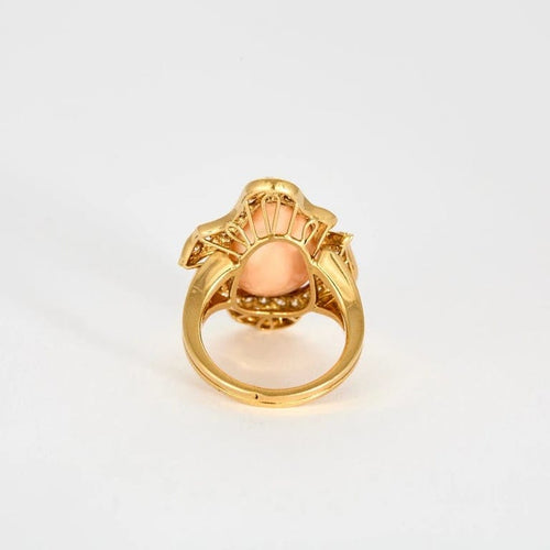 Bague 52 Bulgari - Bague entourage en or jaune 18 carats, corail et diamants 58 Facettes
