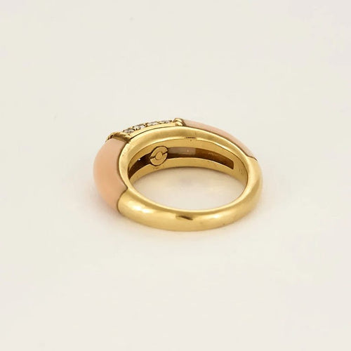 Bague 51 Van Cleef & Arpels Philippines - Bague en or jaune, corail et diamants 58 Facettes