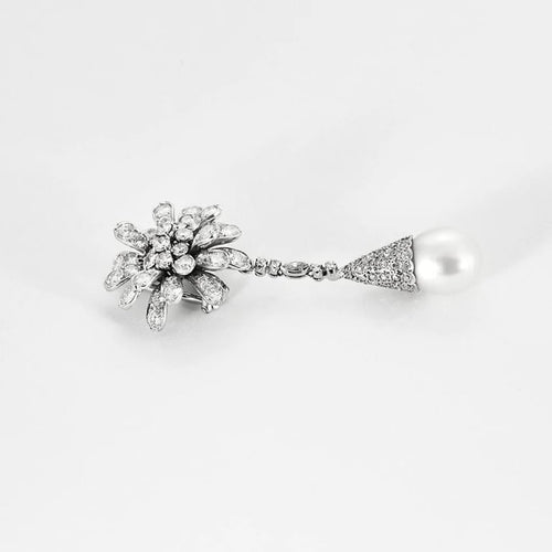 Boucles d'oreilles Boucles d’oreilles transformables Night & Day en or blanc 18K, diamants et perles 58 Facettes