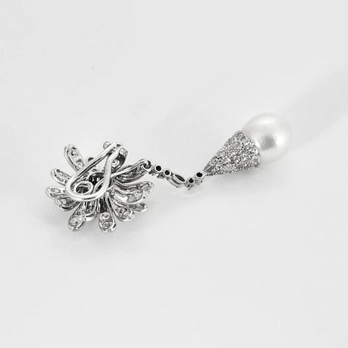 Boucles d'oreilles Boucles d’oreilles transformables Night & Day en or blanc 18K, diamants et perles 58 Facettes